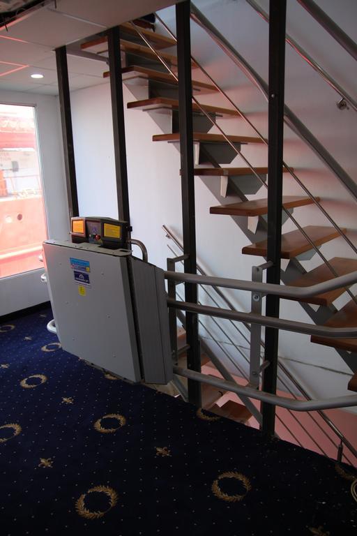 יורילובקה Hotel Bella Marina מראה חיצוני תמונה
