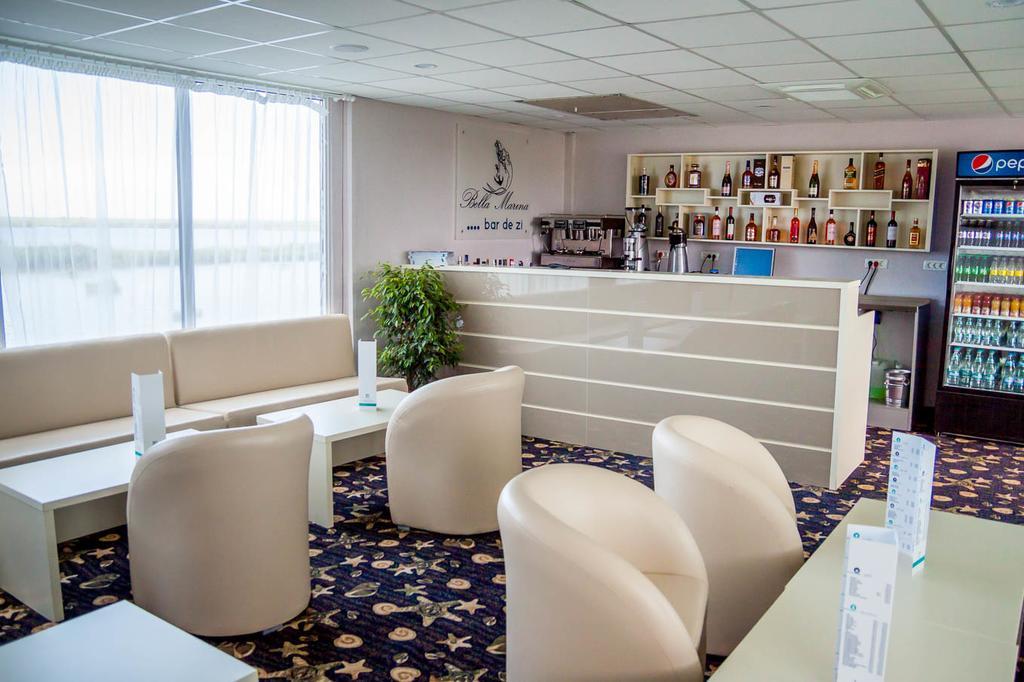 יורילובקה Hotel Bella Marina מראה חיצוני תמונה